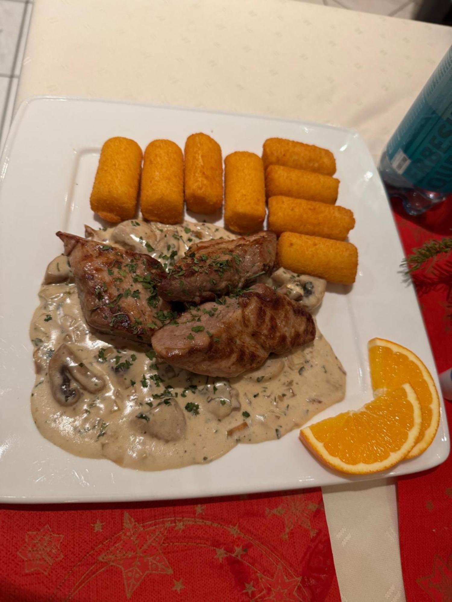 Hotel-Restaurant Christine Lübz エクステリア 写真