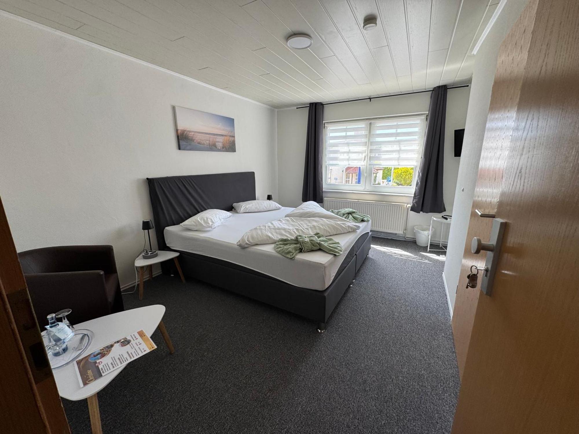 Hotel-Restaurant Christine Lübz エクステリア 写真